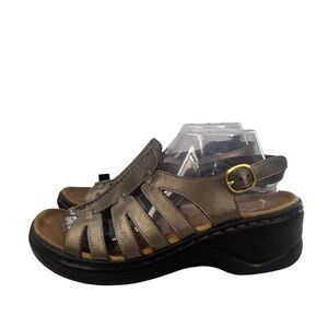 Clarks Bendables Women's Pewter Metallic Leather Strappy Wedge Sandals Size 9.5M